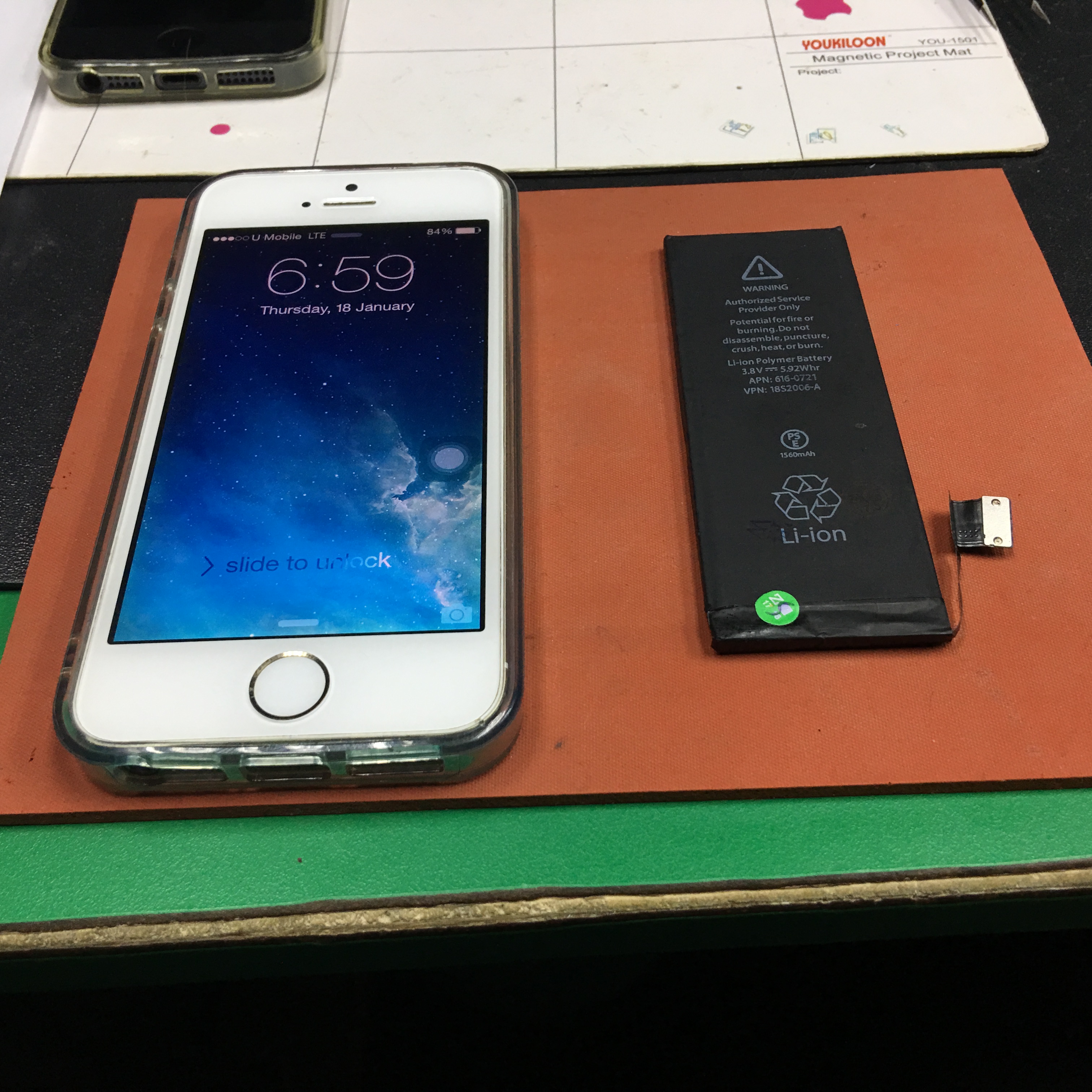 Battery iPhone 5s Replacement