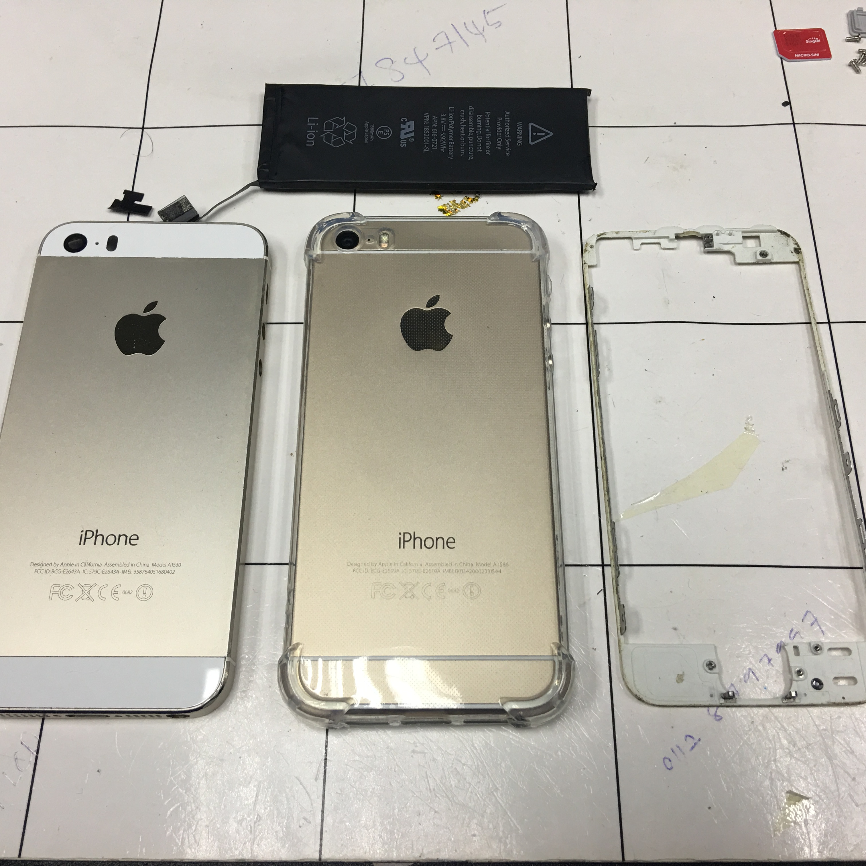 Battery & Frame iPhone 5s Replacement