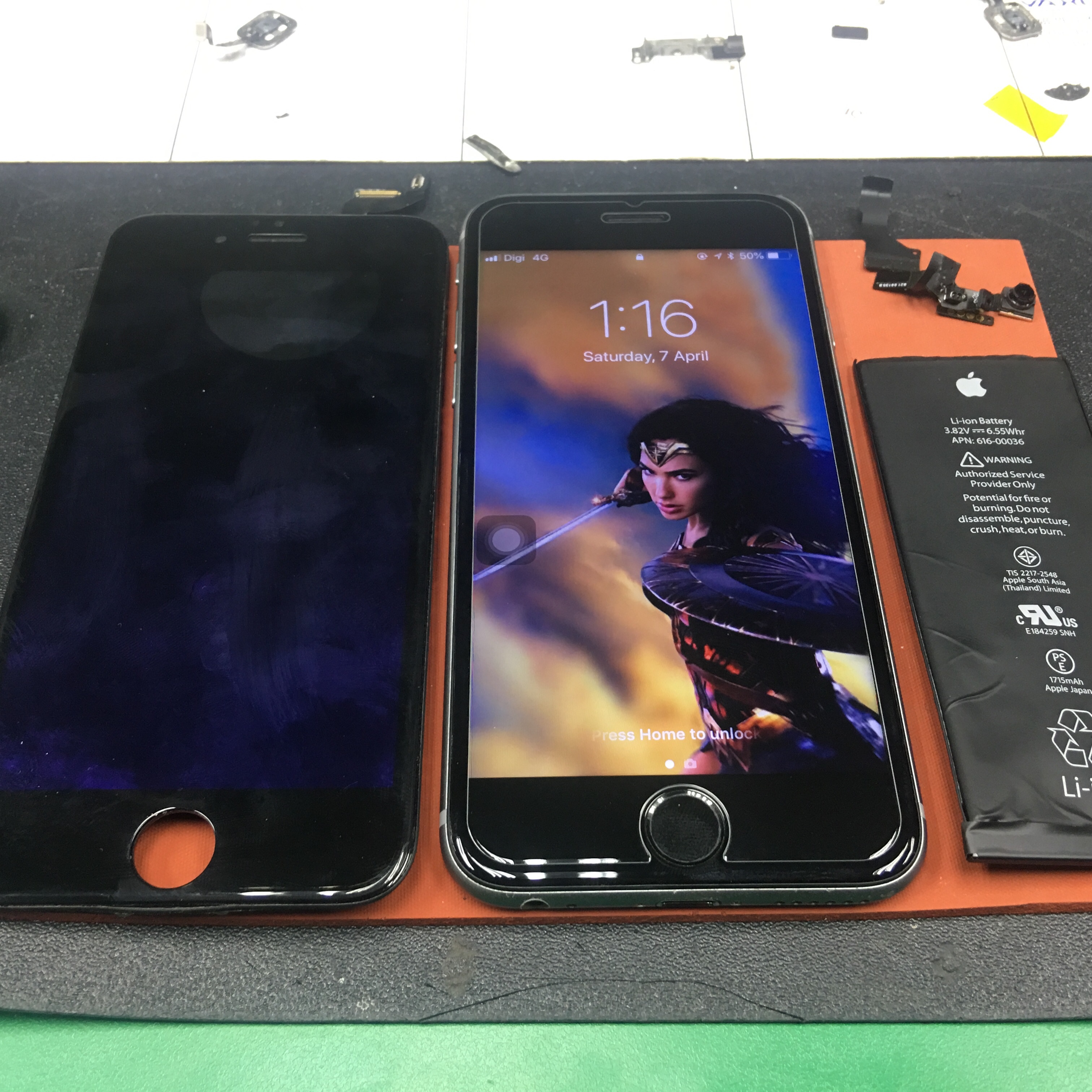 Battery & LCD iPhone 6s replacement