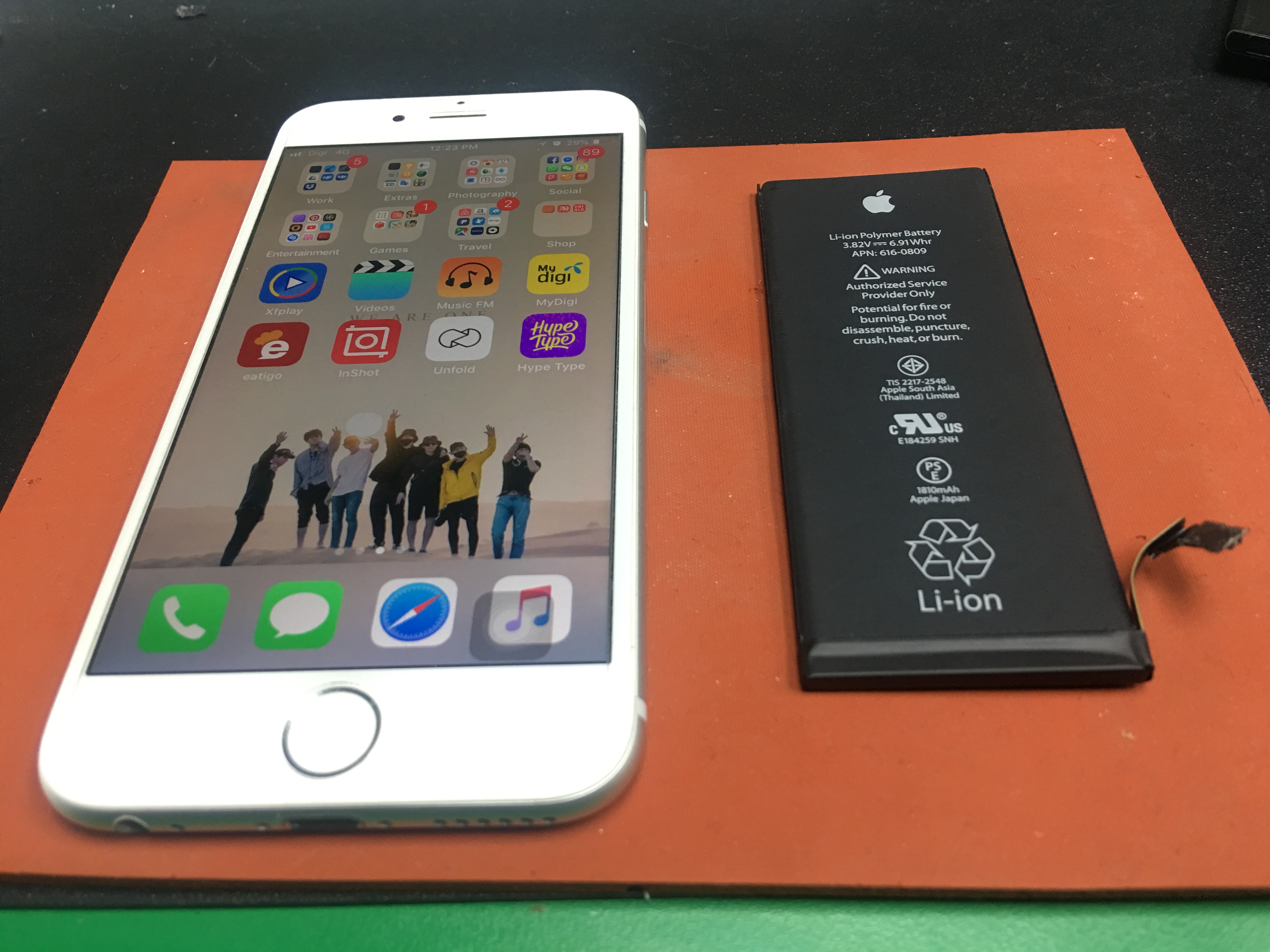 Battery iPhone 6 replacement