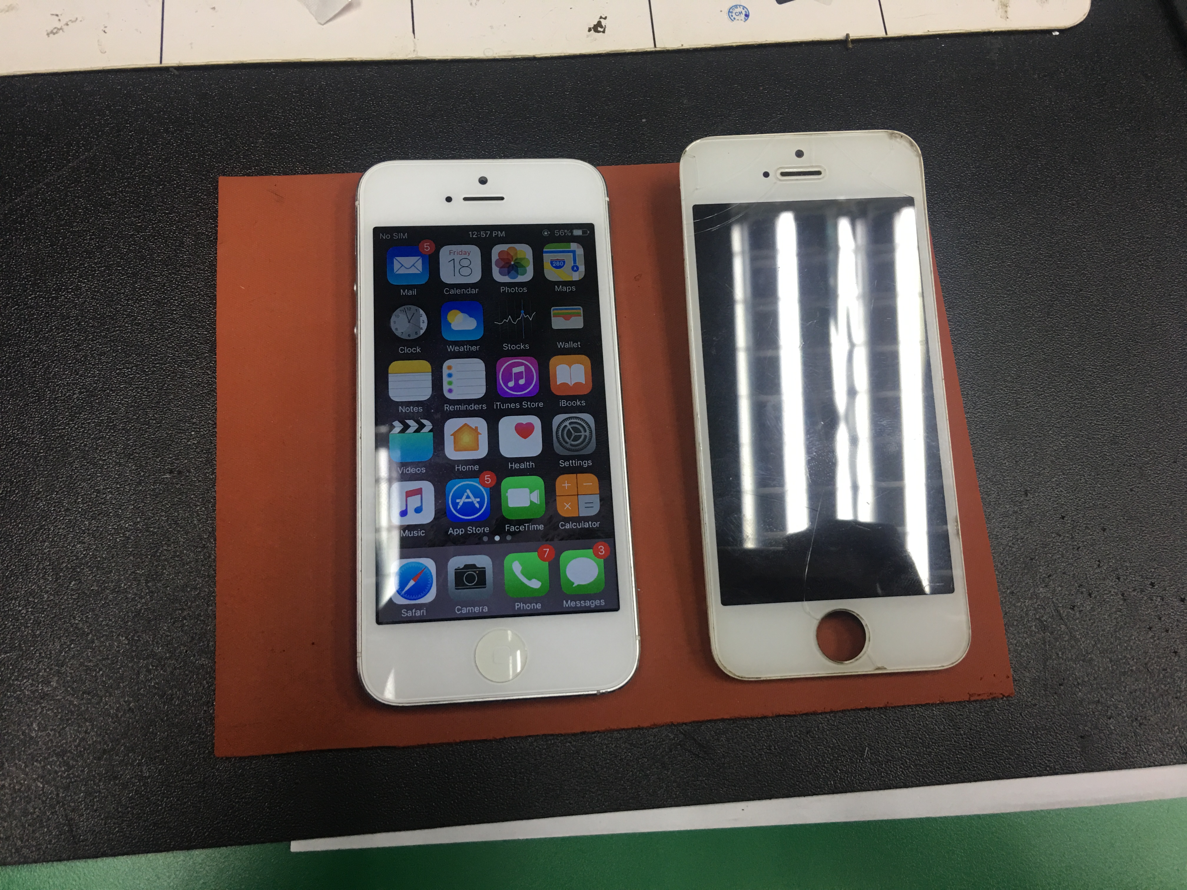 LCD iPhone 5s replacement