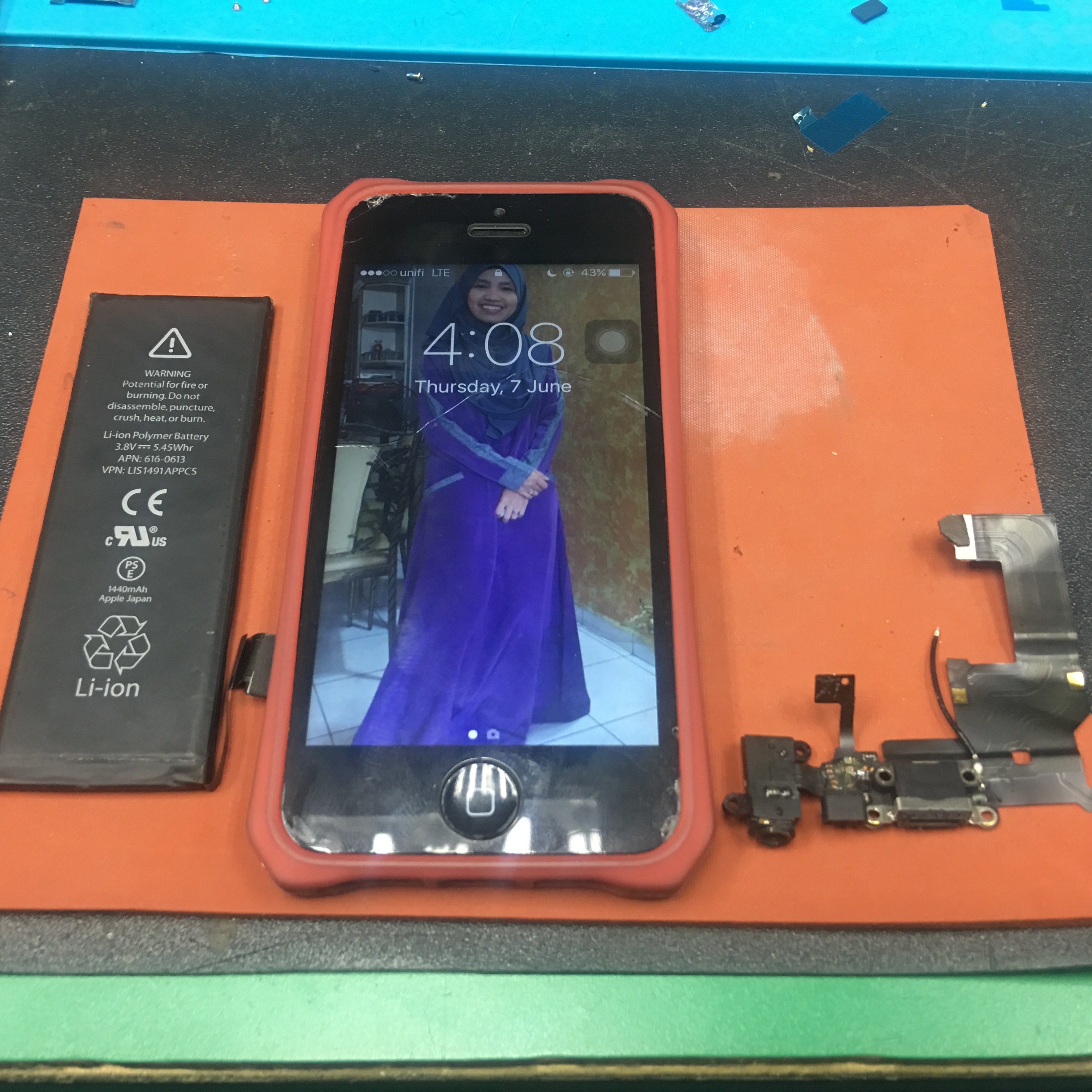 Repair Bateri & Plugin iPhone 5