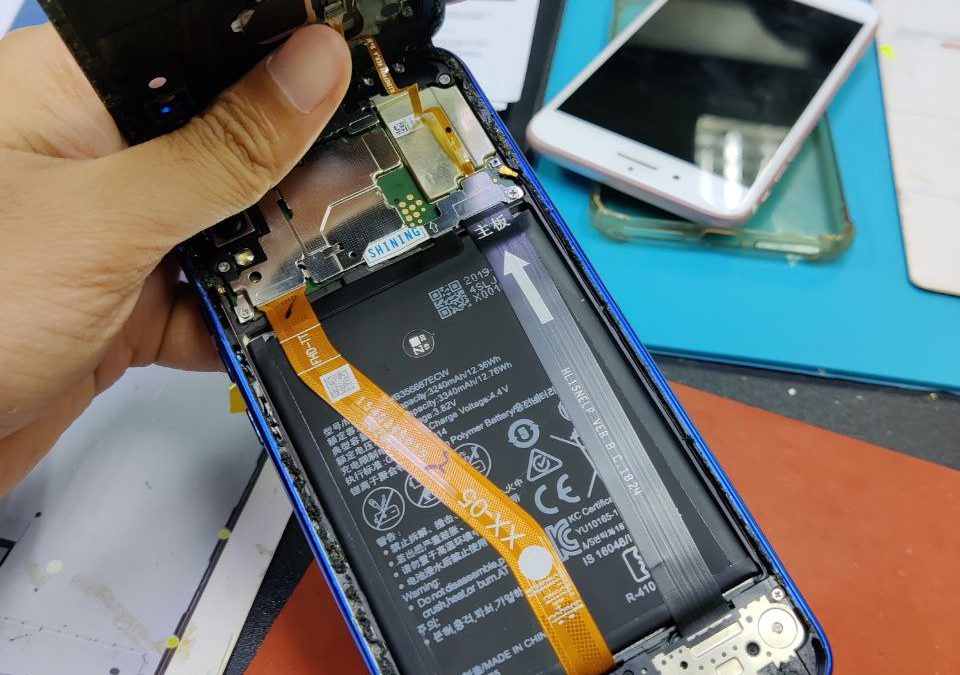 Huawei Nova 3i  Battery Replacement.