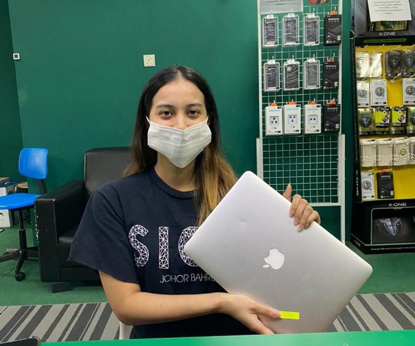 Macbook Air Battery Replacement.