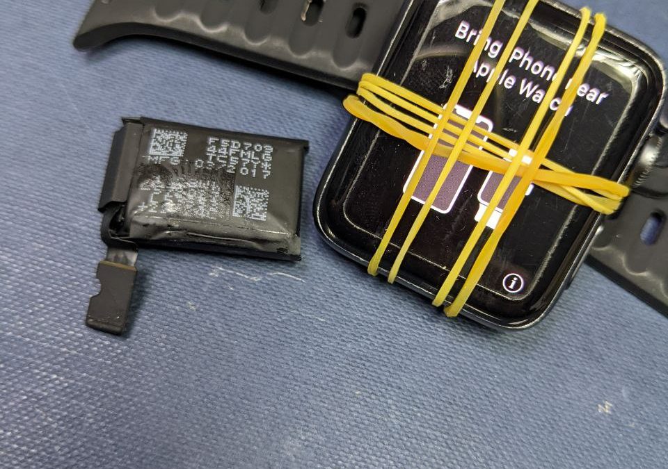 iWatch S2, 42mm Battery Replacement.